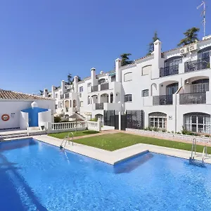 Casa Lena Town House With Pool Vakantiehuis Nerja